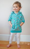 Hooded tunic with 3/4 sleeves