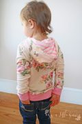 Hooded top with bands