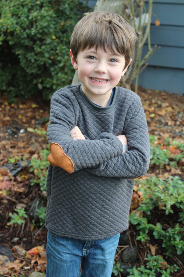 Long sleeve hemmed top with elbow patches Long sleeve hemmed top with elbow patches