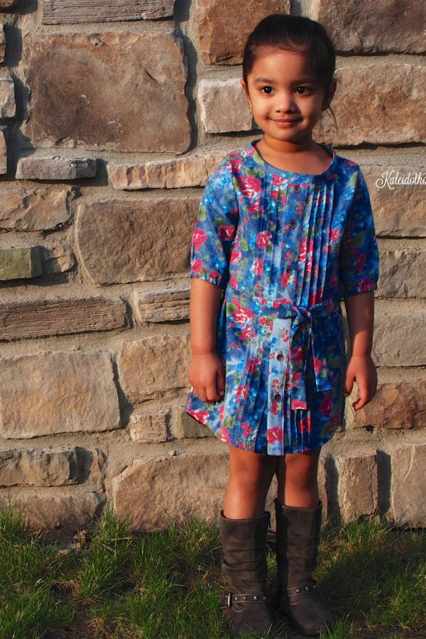 Dress with pintucks and belt Dress with pintucks and belt