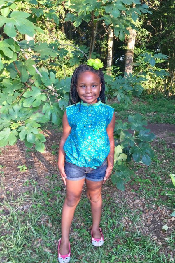 BB Size 7 Sleeveless Tie Front BB Size 7 Sleeveless Tie Front