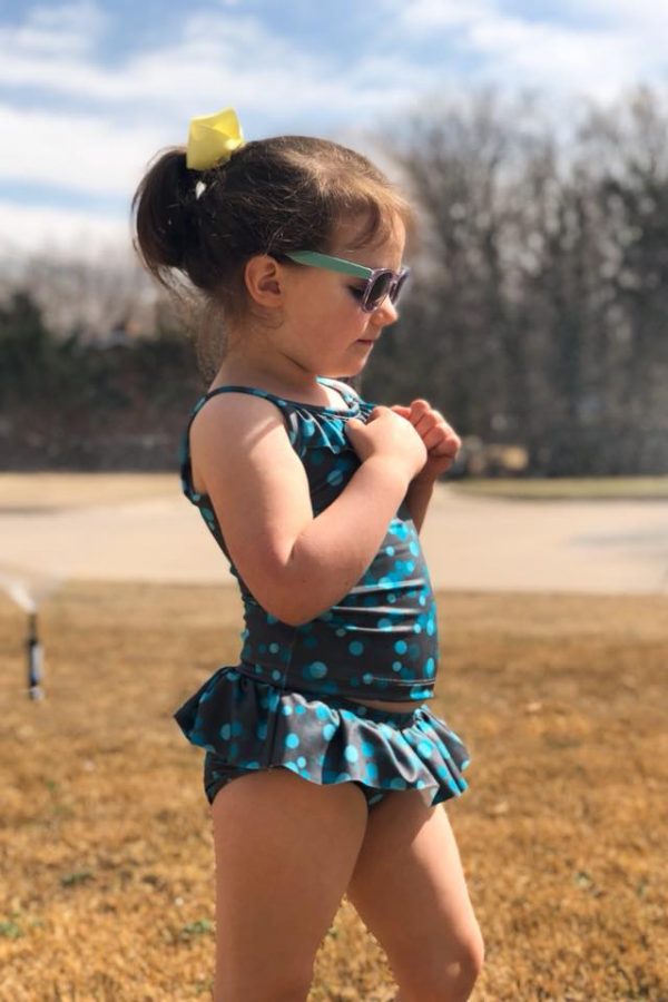 CF size 4 ruffle waist CF size 4 ruffle waist