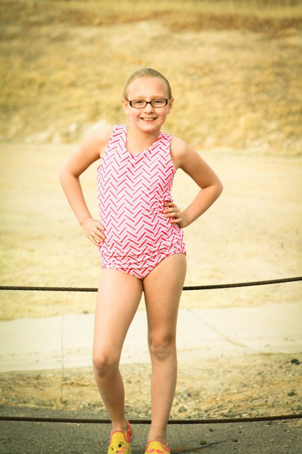 JW Size 10 tie back tankini JW Size 10 tie back tankini