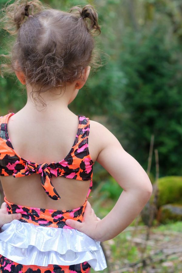 SR Size 2 tie back with peplum SR Size 2 tie back with peplum