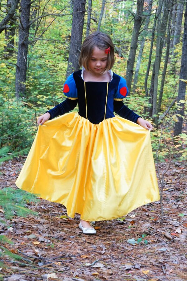 KL Full length dress puff sleeve square neckline KL Full length dress puff sleeve square neckline