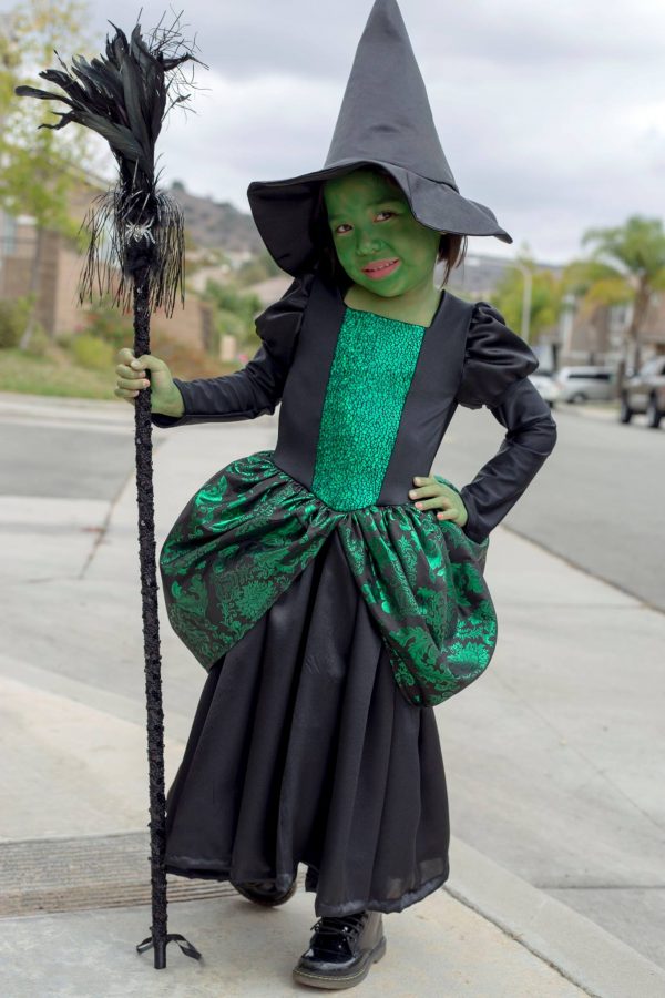 MN swags square neckline MN swags square neckline