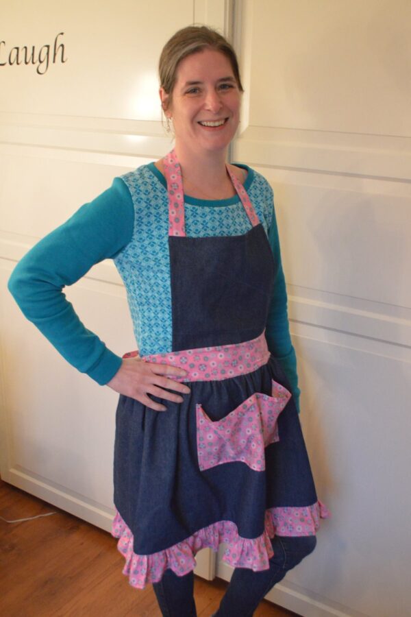 LON two piece apron LON two piece apron