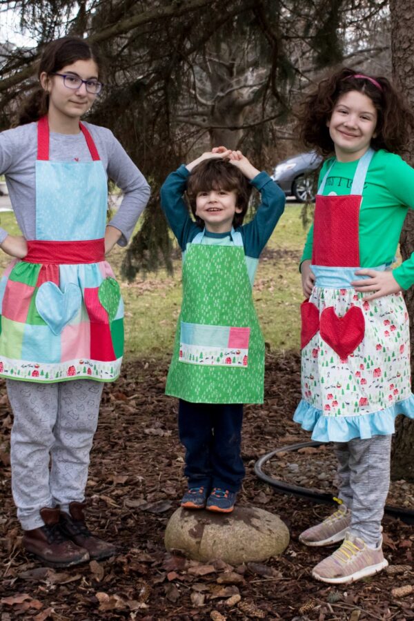 SR aprons 2 SR aprons 2